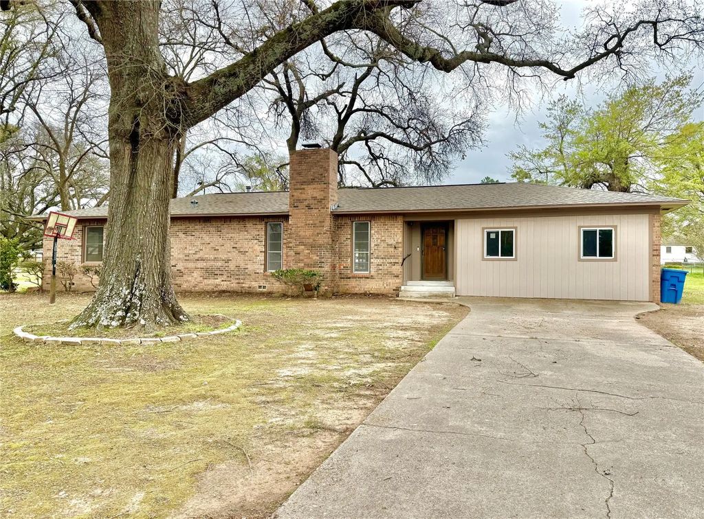108 Redbud, Mount Pleasant