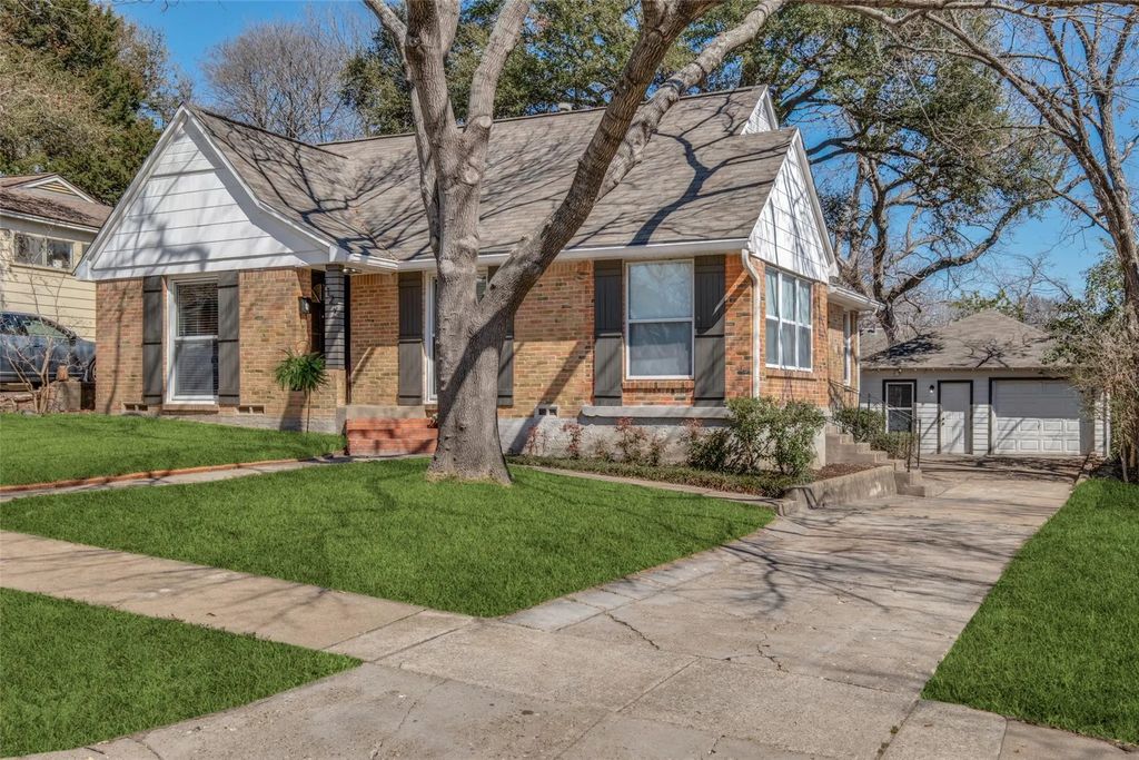 1122 Cordova Street, Dallas