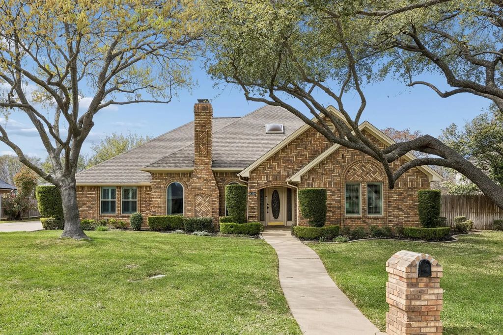4300 Brookhollow Drive, Colleyville