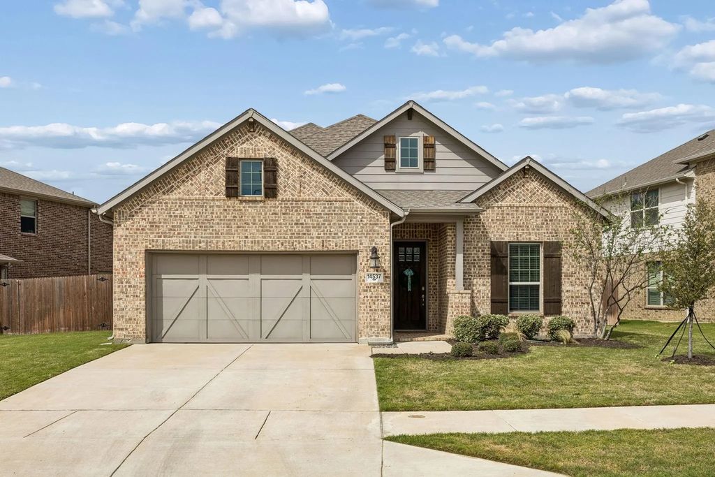 14537 Frog Lake Drive, Fort Worth