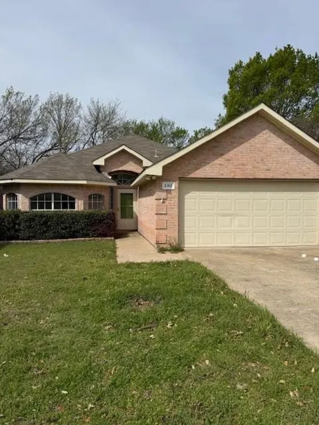 202 Vines Drive, Cedar Hill