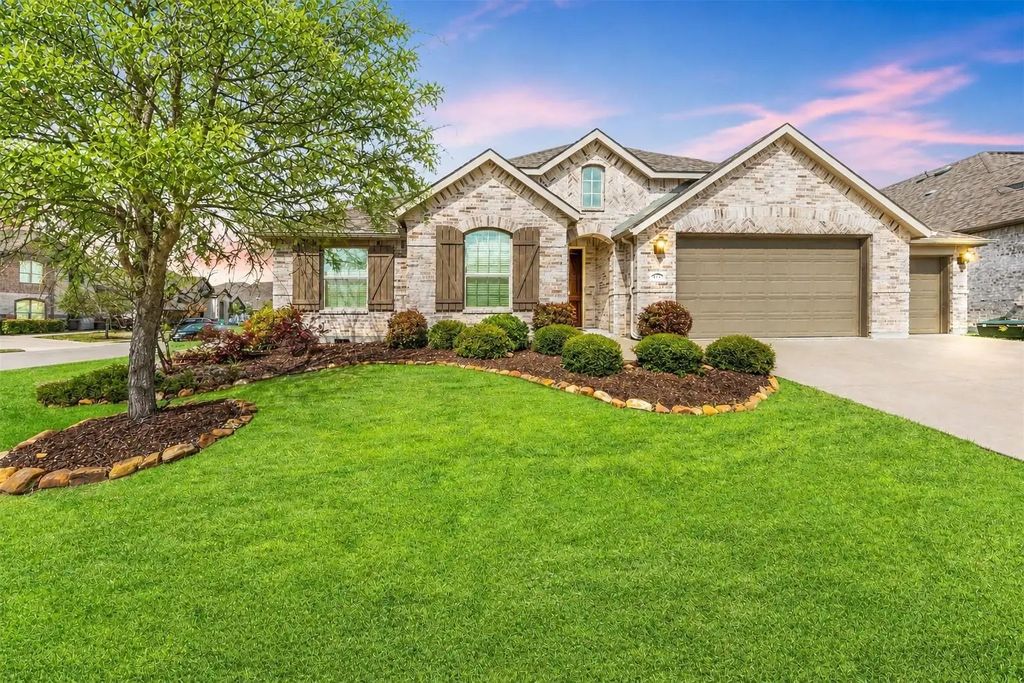 917 Overton Avenue, Celina