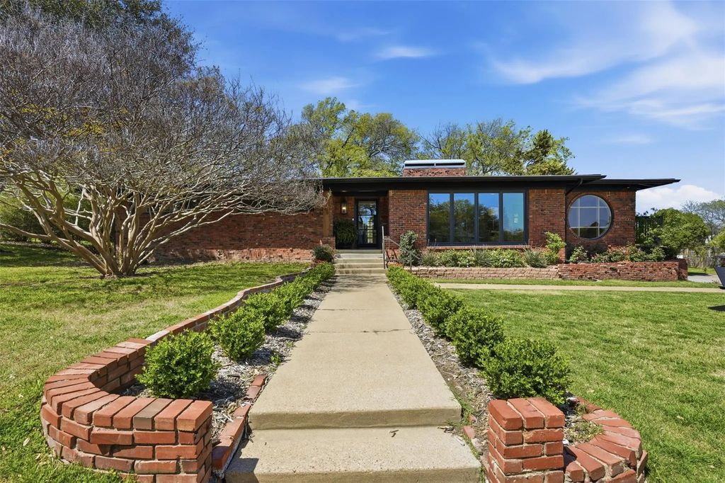 3800 Clayton Road W, Fort Worth