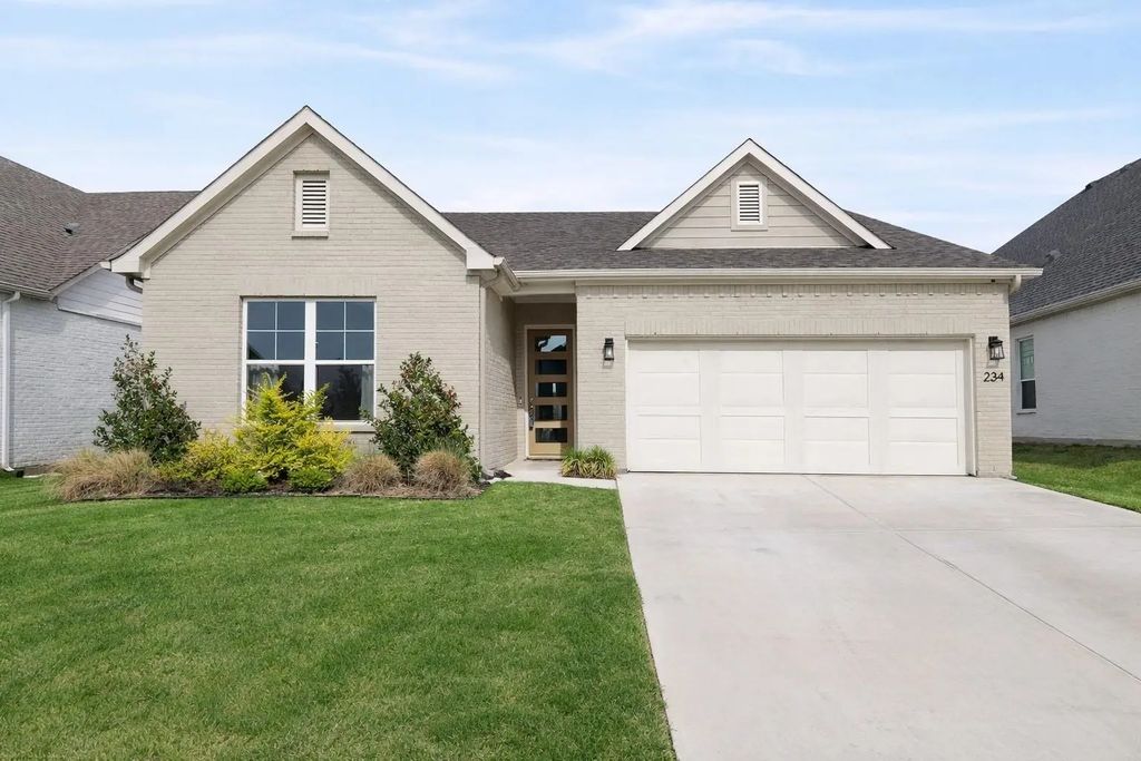 234 Observation Drive N, Aledo