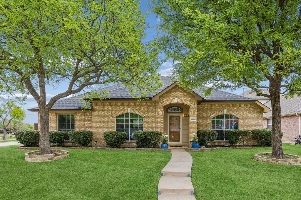 1586 Bradford Trace Drive, Allen