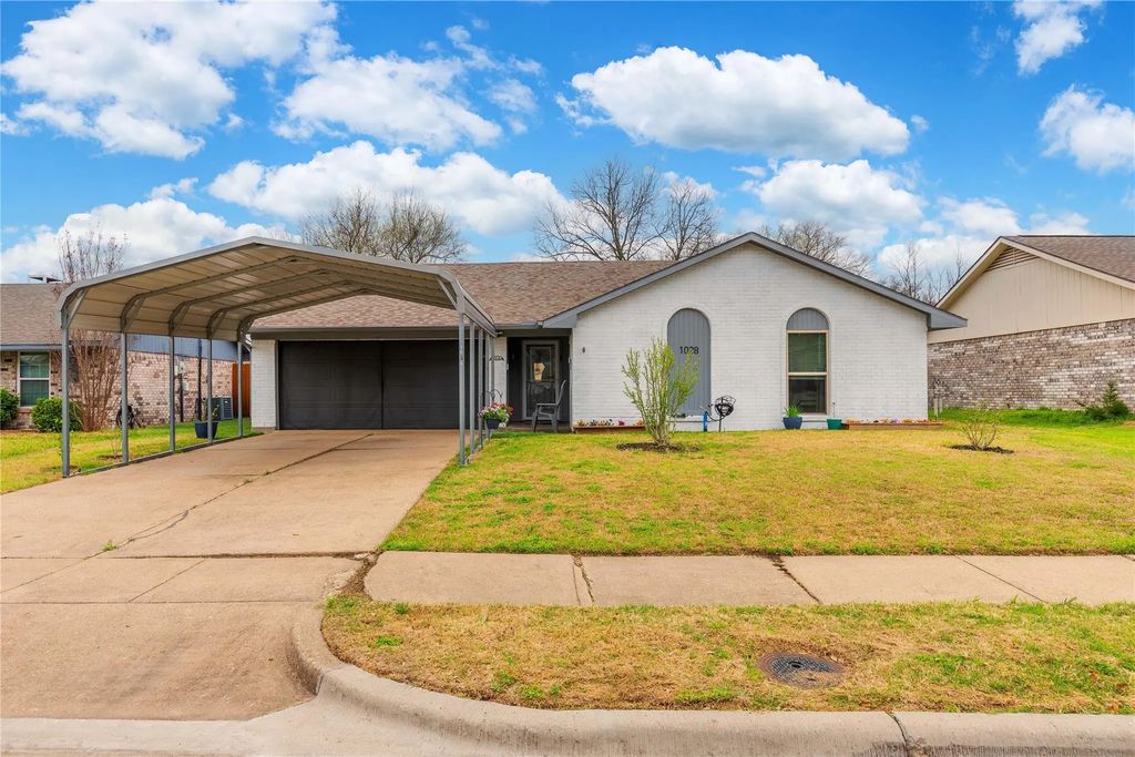 1028 Sunset Drive, Garland