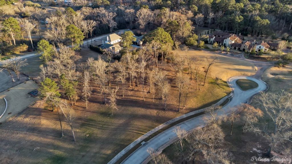 415 Mission Ridge Court, Shreveport