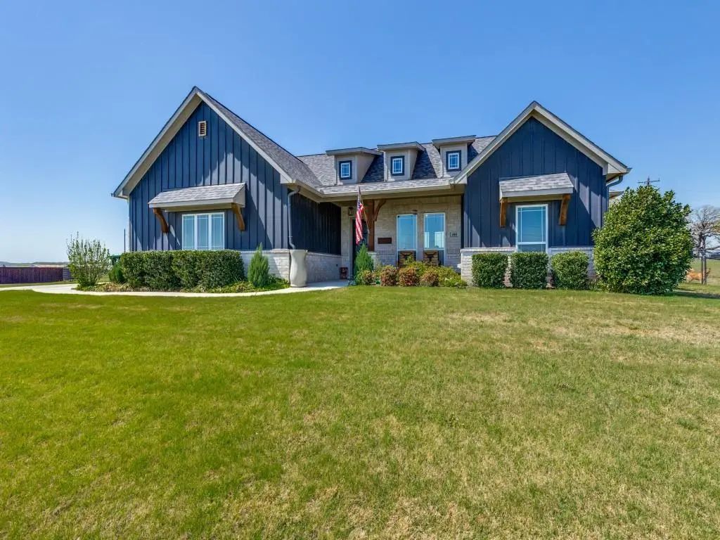 400 Christian Way, Azle