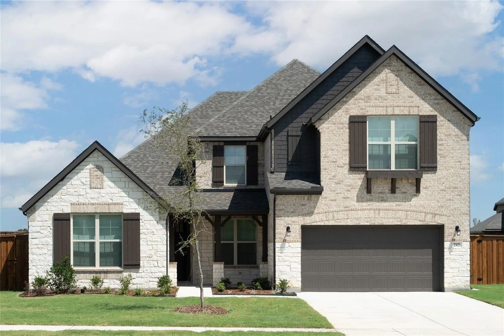 242 Harmony Avenue, Forney
