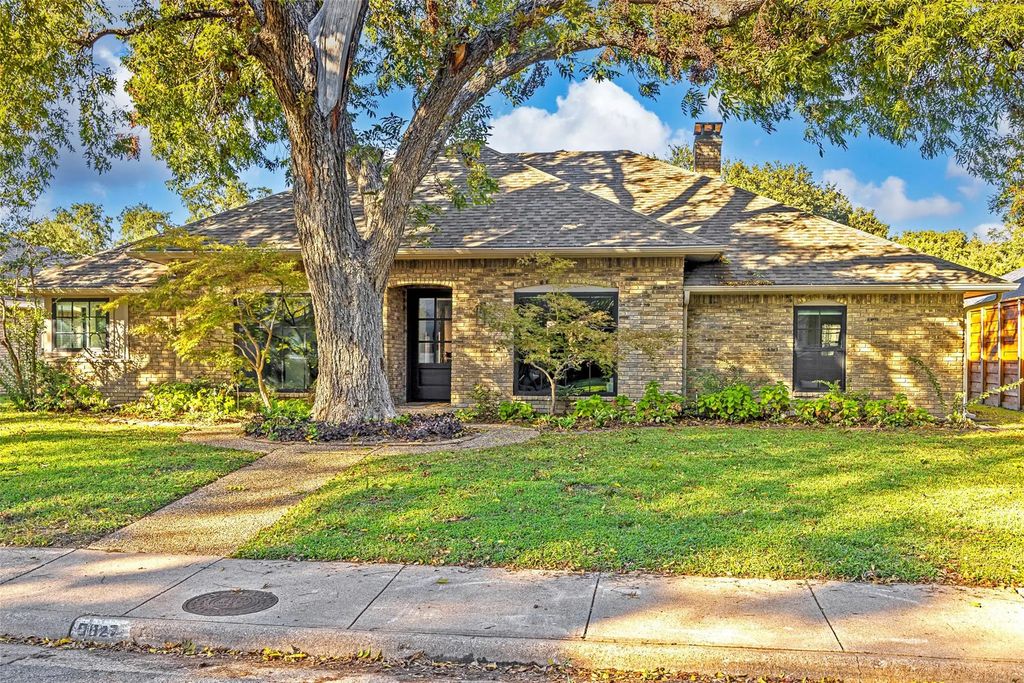 9027 Gunnison Drive, Dallas