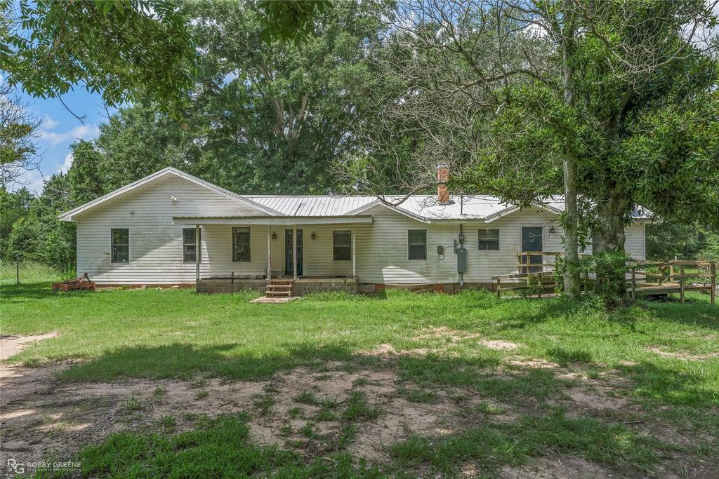120 Bessie Crow Road, Coushatta