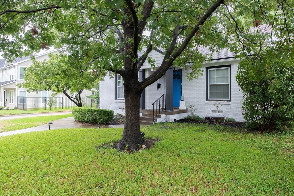 5944 Goodwin Avenue, Dallas