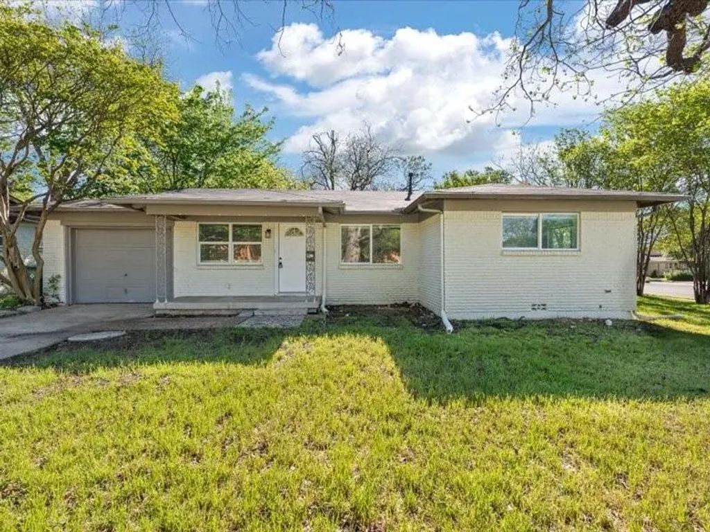 5200 Mcquade Street, Haltom City