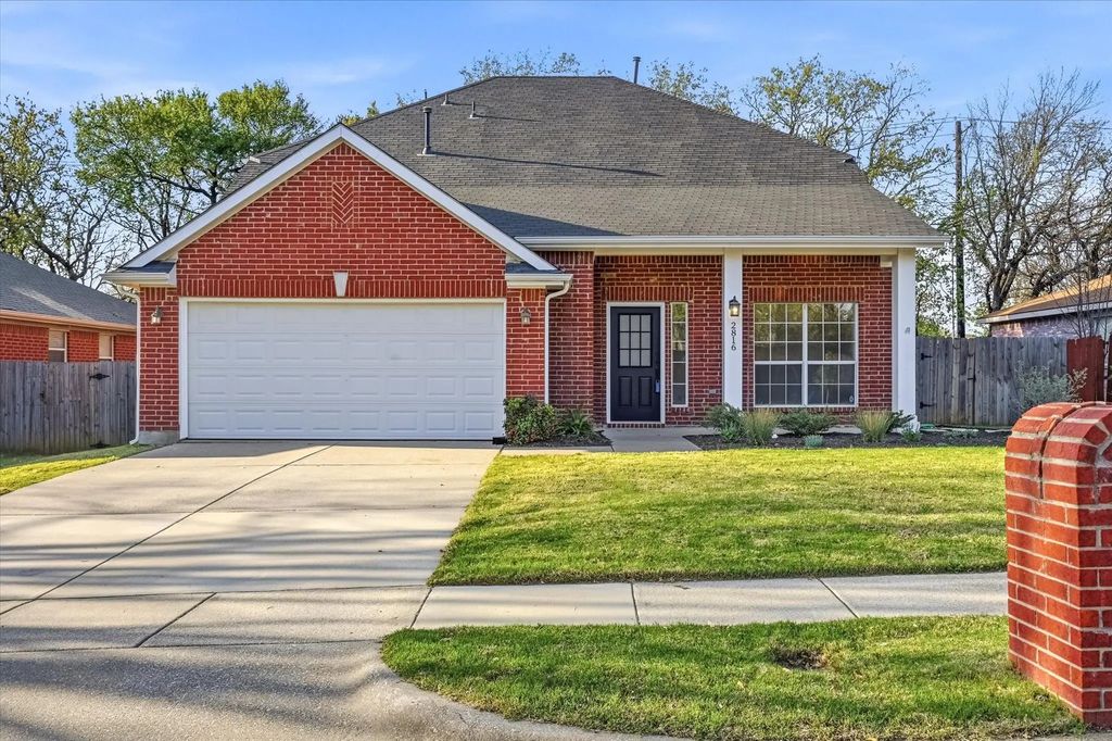 2816 Memorial Drive, Denton