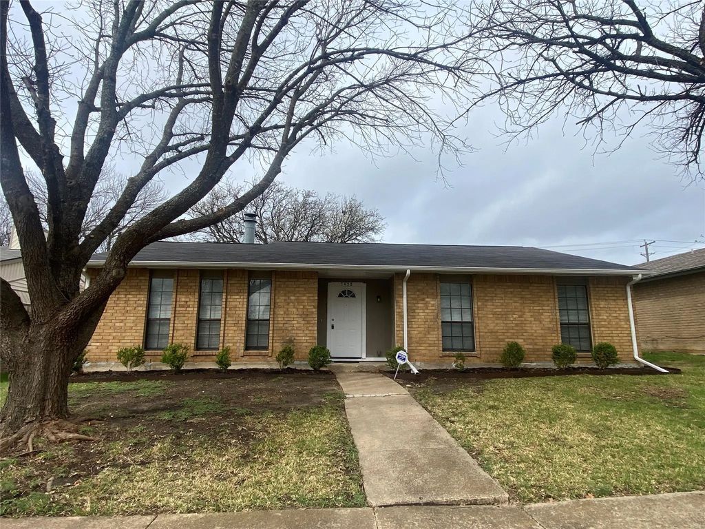 7458 Emory Oak Lane, Dallas