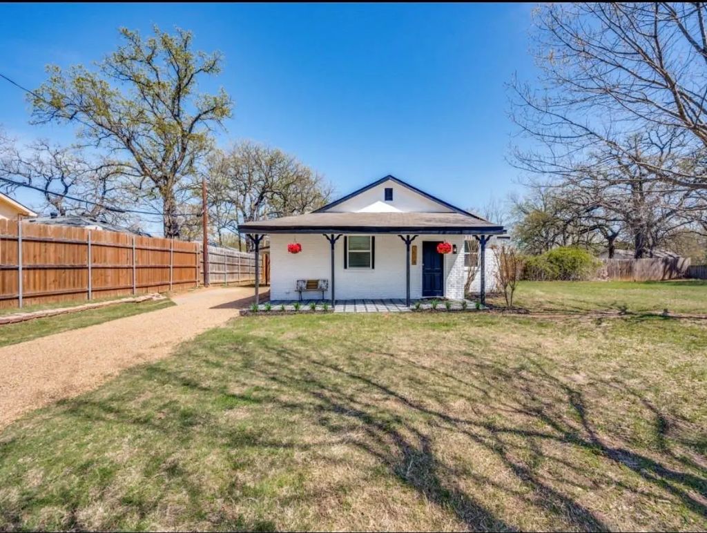 1514 Cardinal Rd Cardinal Road, Mansfield