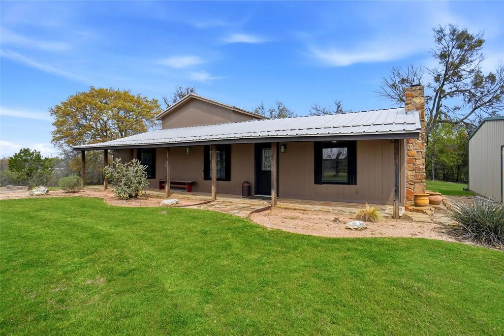 4987 Veal Station Road, Weatherford