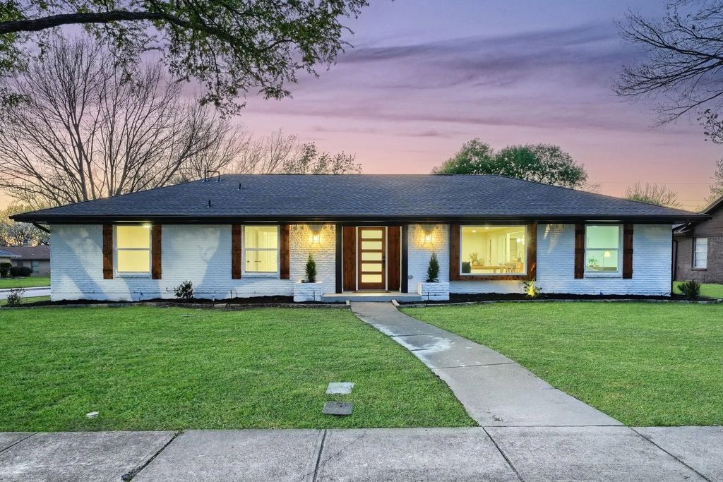 3525 Courtdale Drive, Farmers Branch