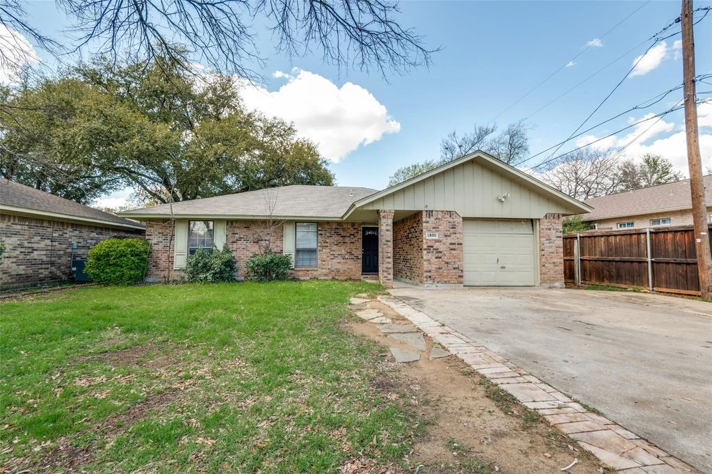 1805 Etain Road, Irving