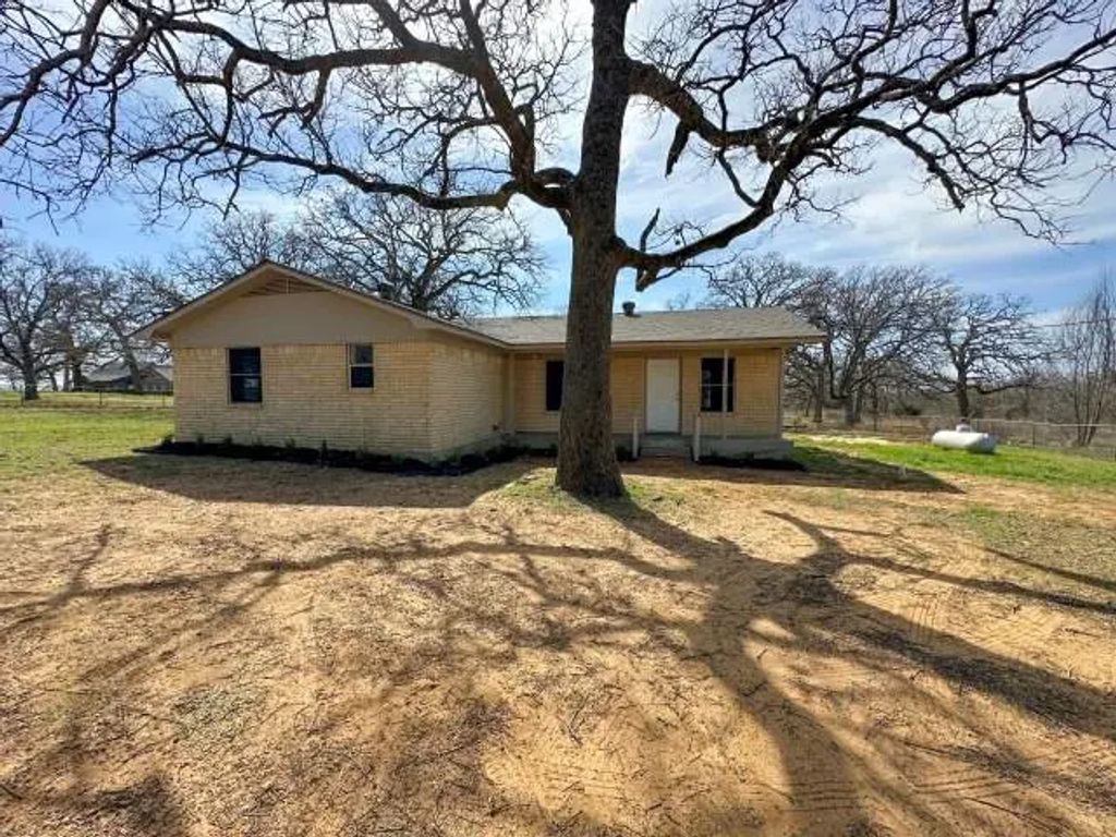 1045 Hcr 2124 Loop, Whitney
