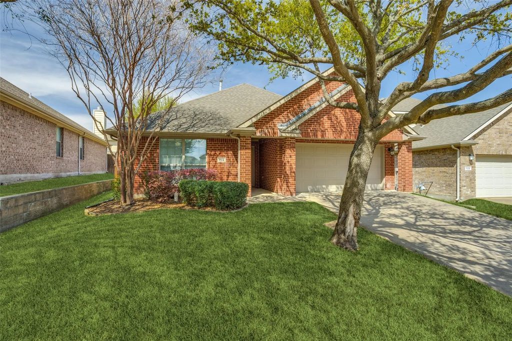 712 Hardwood Drive, McKinney