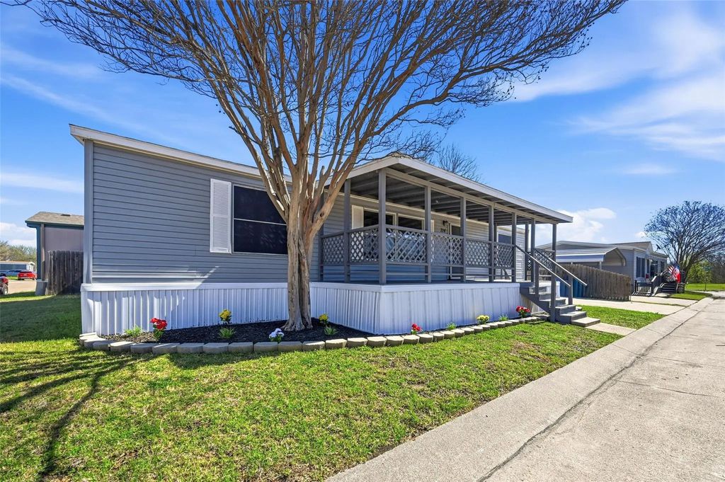 714 Parkview Drive, Forney