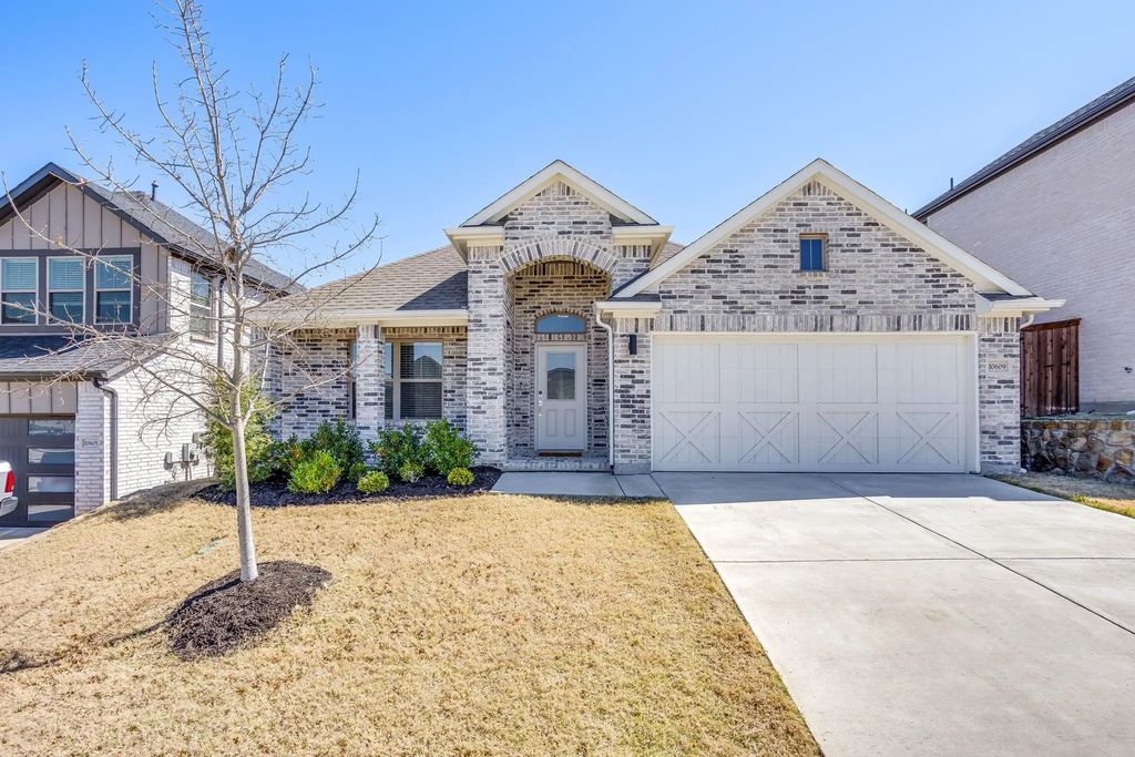 10609 Enchanted Rock Way, Fort Worth