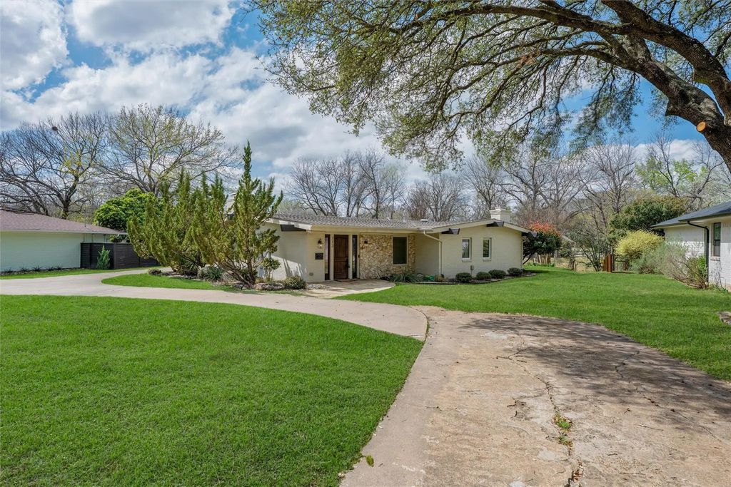 713 Finch Avenue, McKinney
