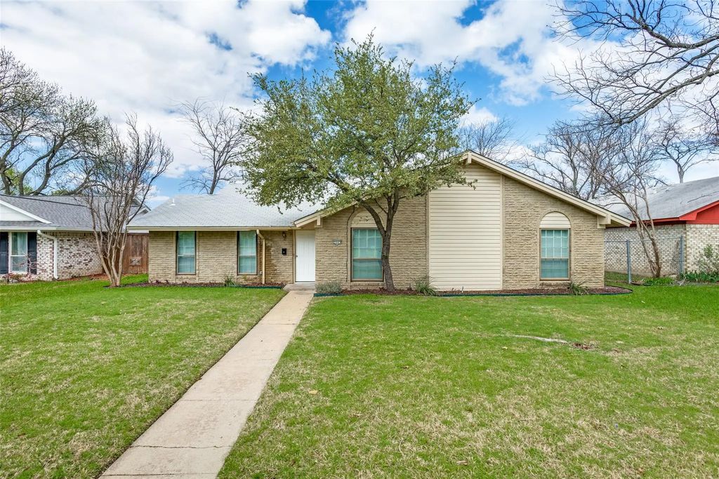 2043 Fairmeadow Drive, Richardson