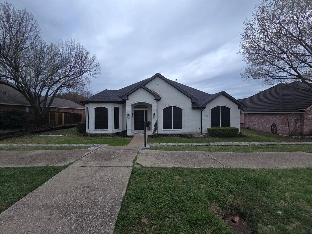 7413 Belmount Road, Rowlett