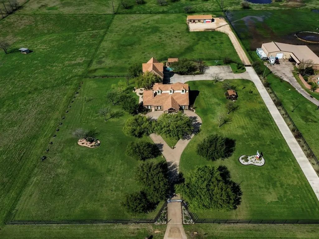 222 Bayne Road, Haslet
