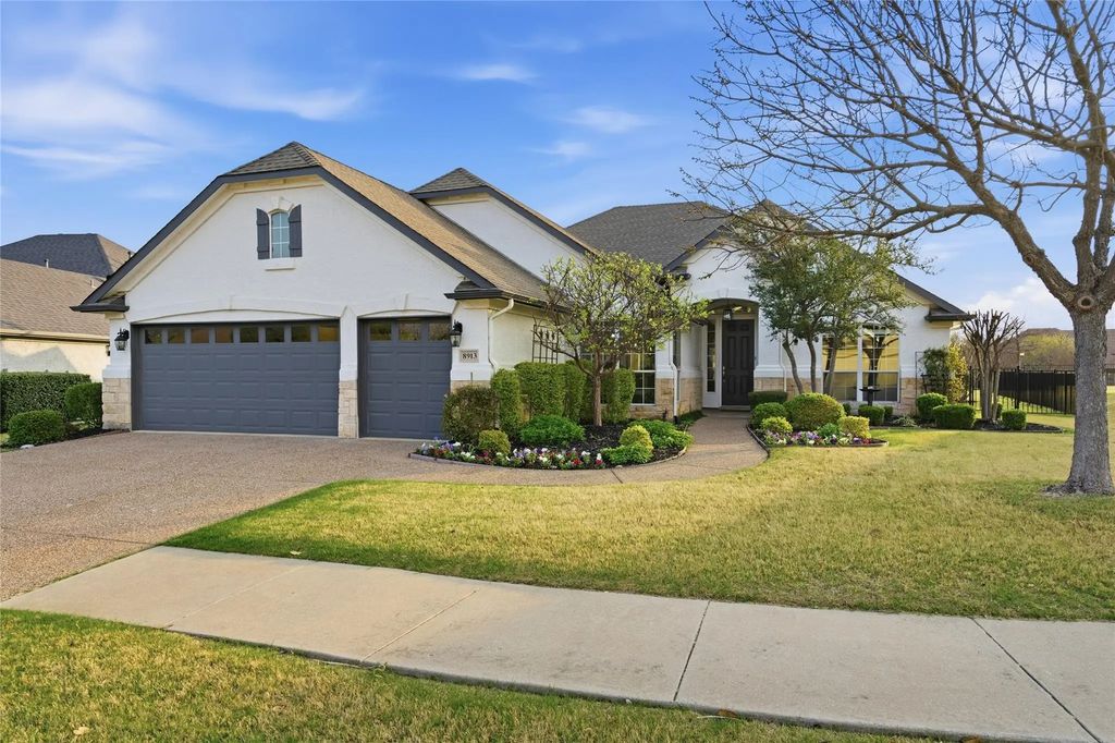 8913 Grandview Drive, Denton