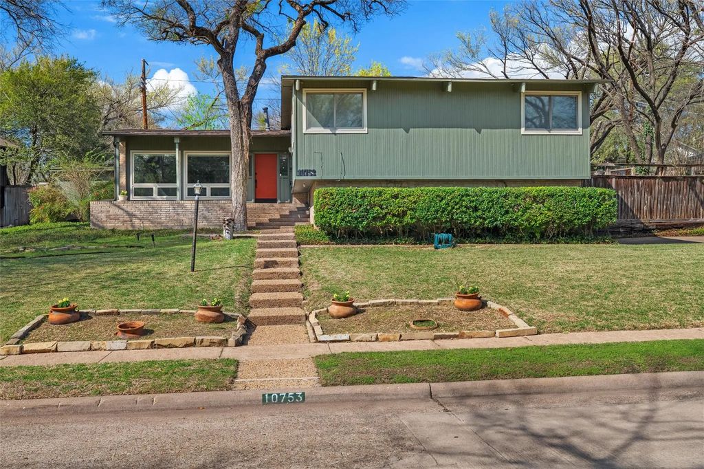 10753 Sinclair Avenue, Dallas