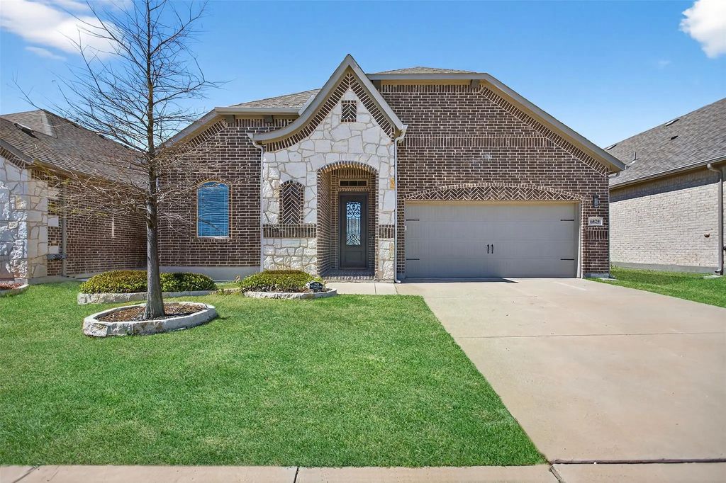 6829 Danridge Road, Rowlett