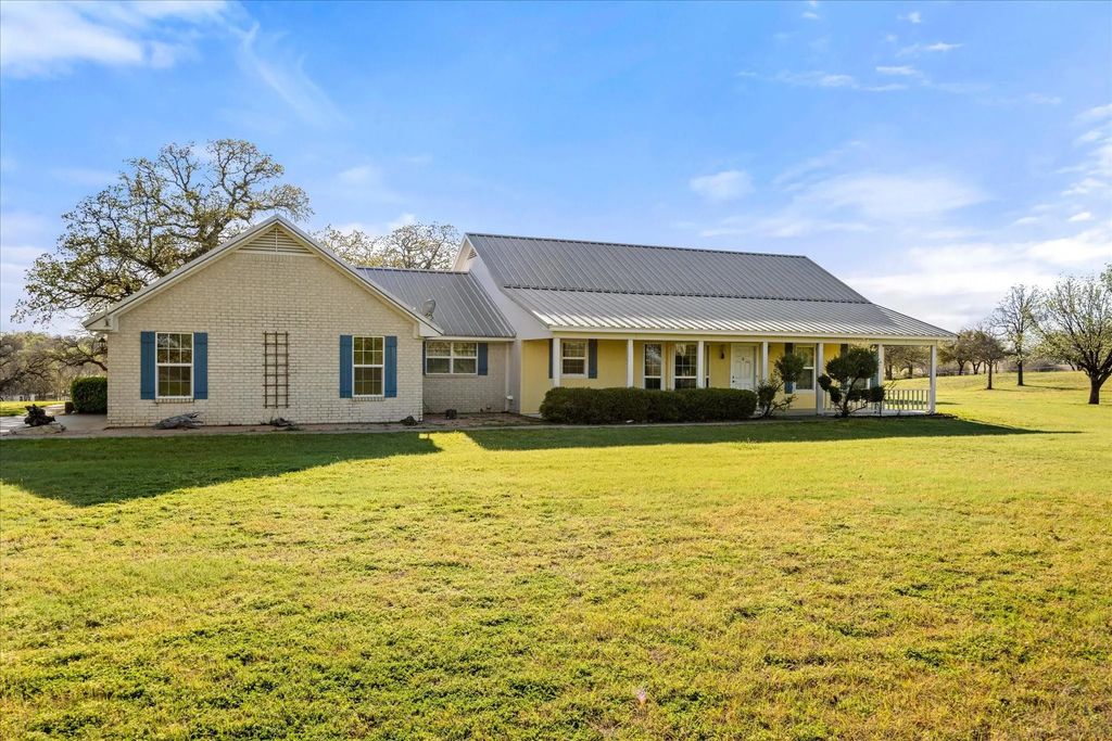 3100 Durant Court, Granbury