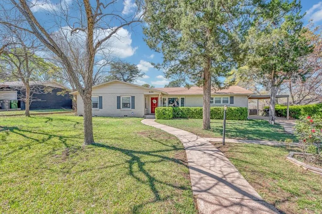 424 Randle Drive, Woodway