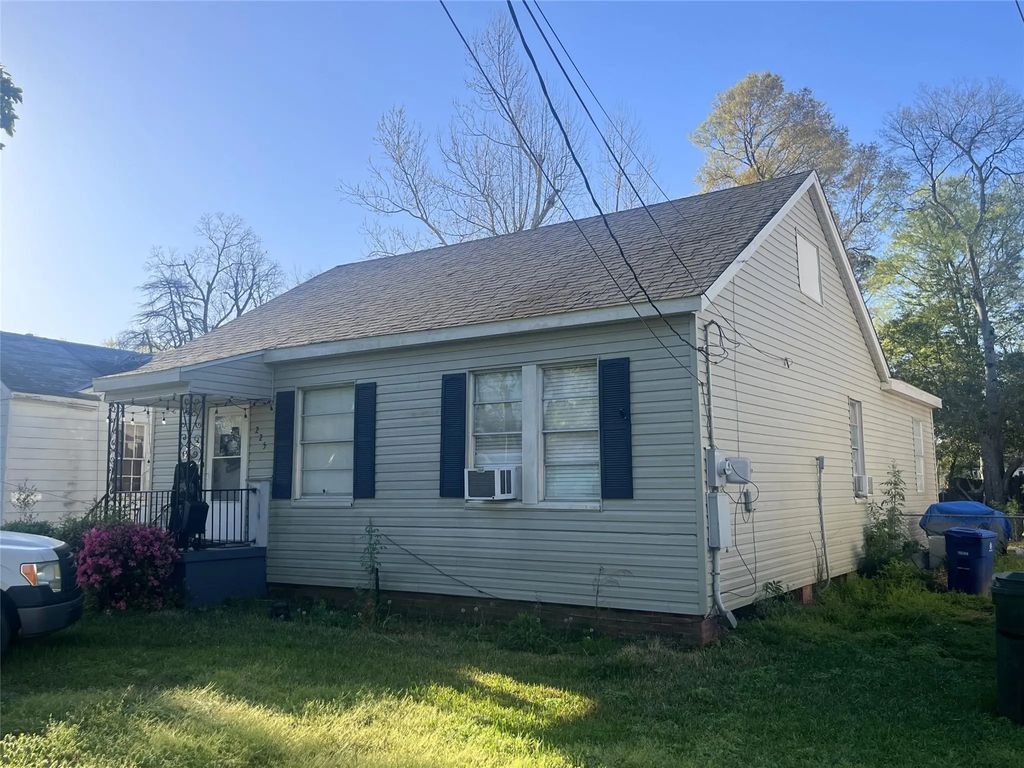 225 E Elmwood Street, Shreveport