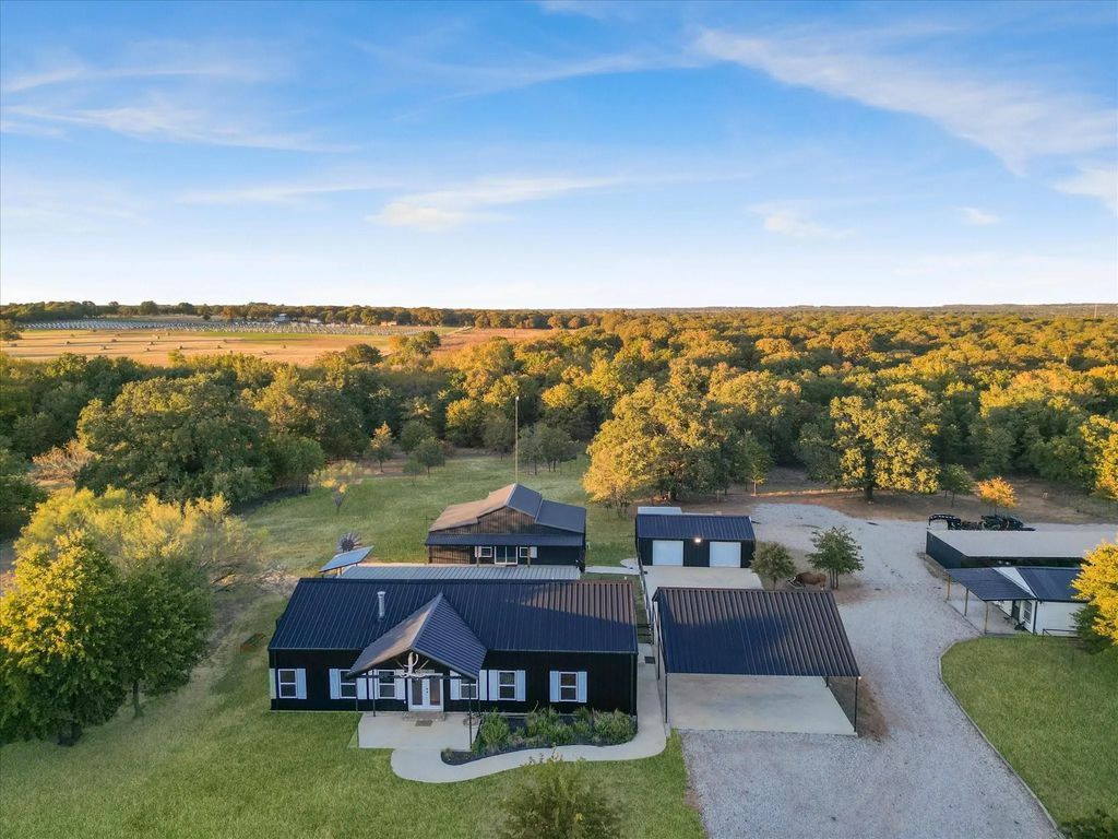 7601 Zion Hill Road, Poolville