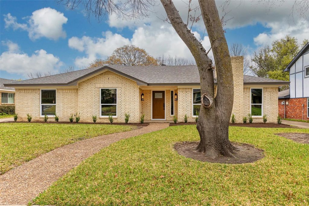 3205 Teakwood Lane, Plano