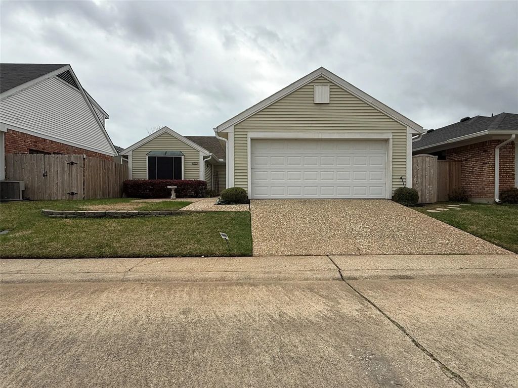 411 Teak Drive, Shreveport