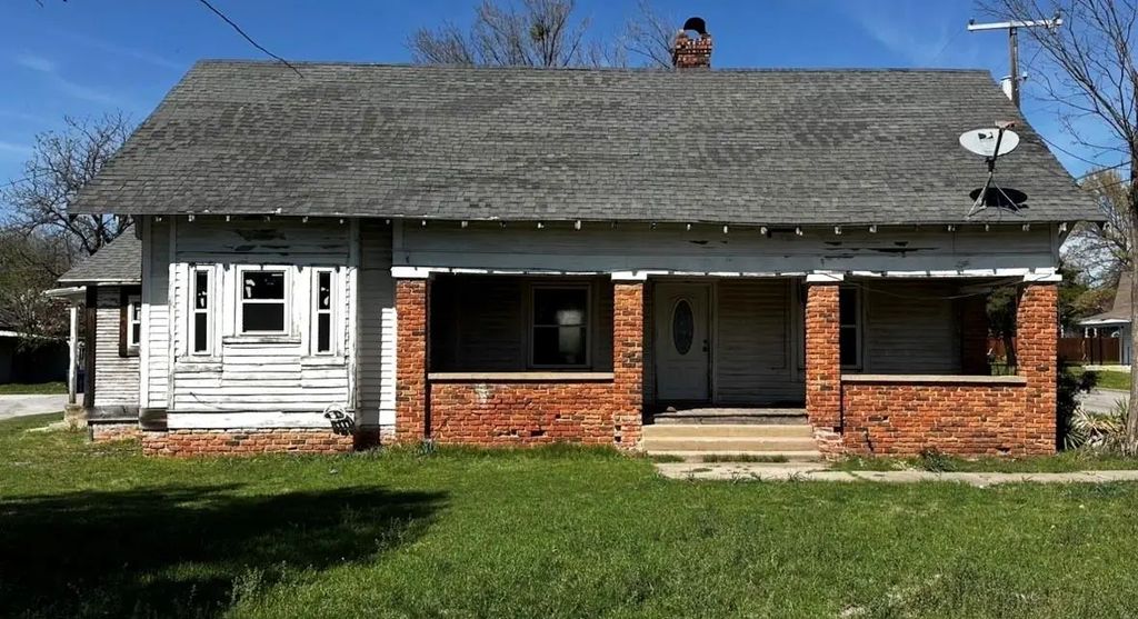 302 S Lane Street, Decatur