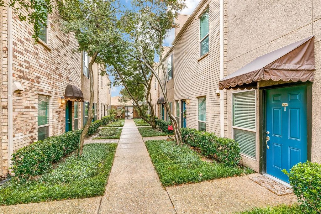 4025 Holland Avenue 120, Dallas