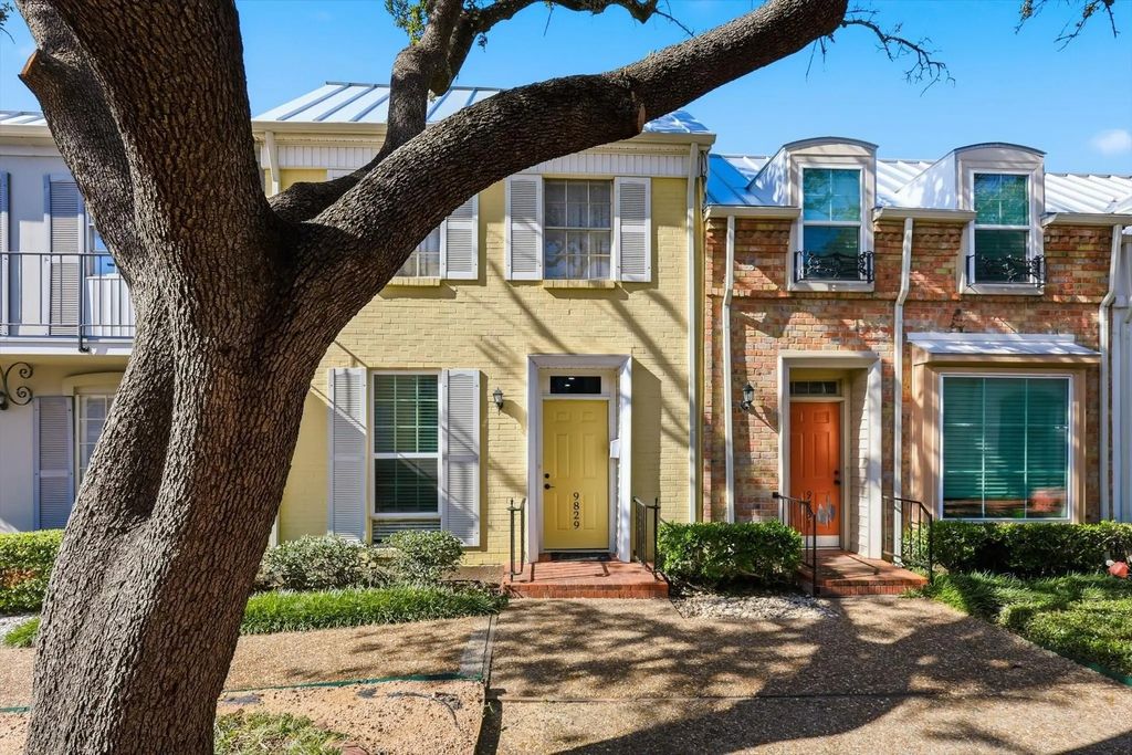 9829 Park Lane Court B, Dallas