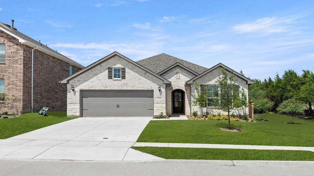 2104 Sunnymede Drive, Forney
