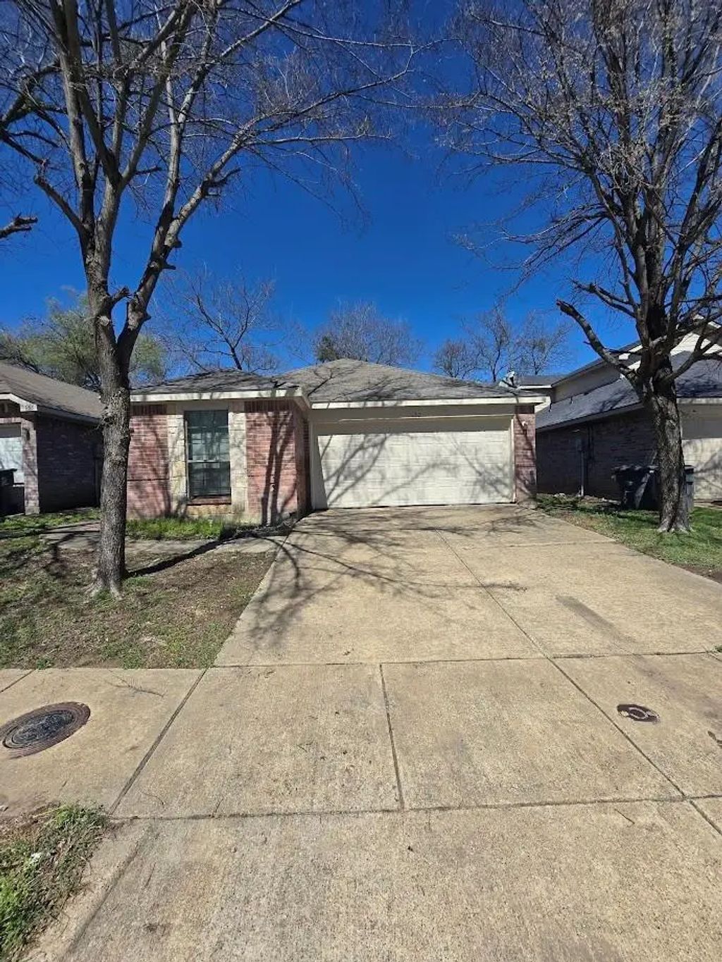 137 Cliff Heights Circle, Dallas