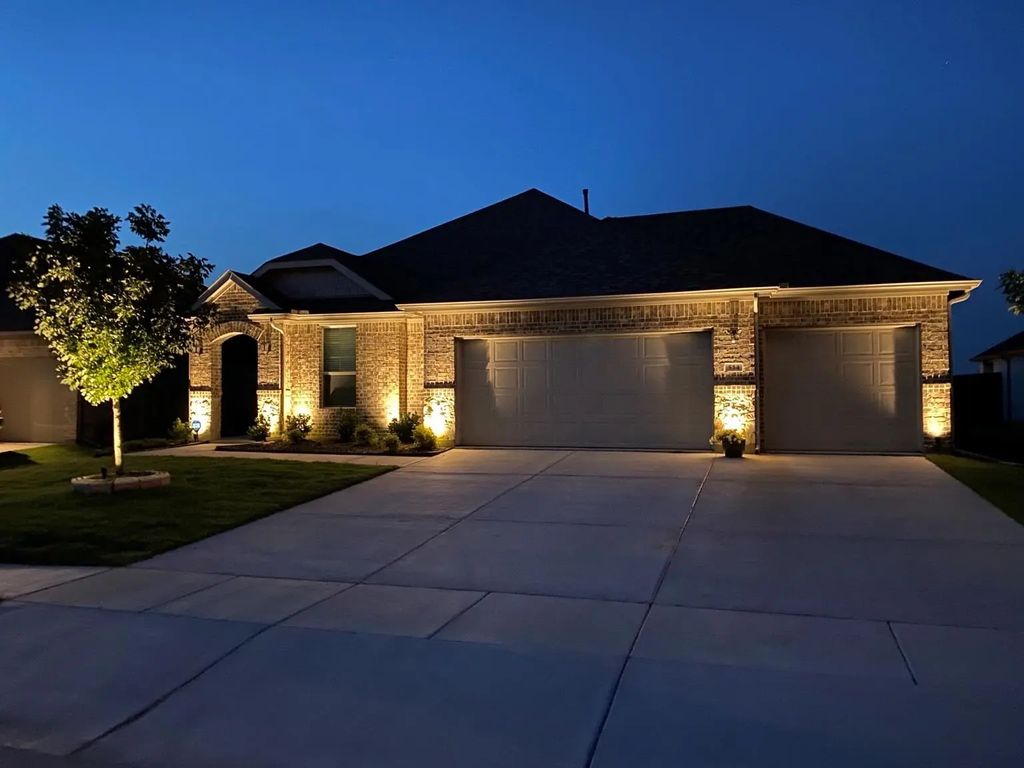 534 Tuscany Drive, Forney