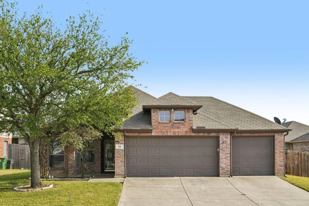 36 Heron Drive, Sanger
