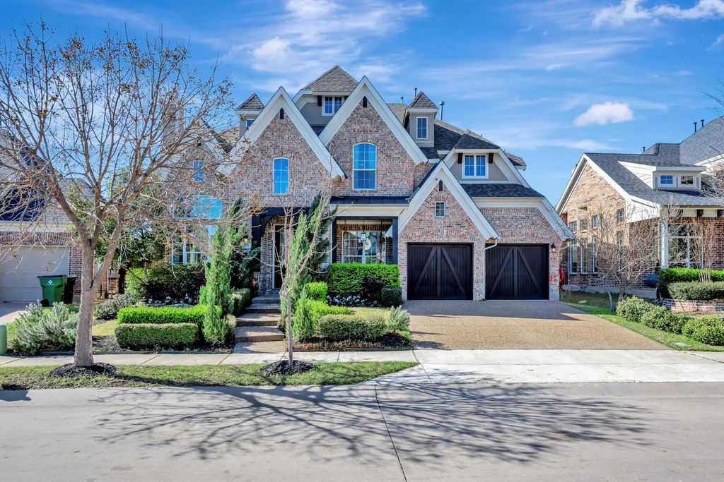 824 Oglethorpe Lane, Savannah