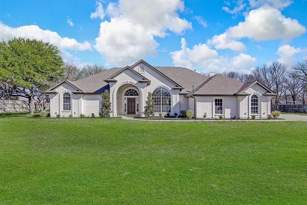 125 Devon Court, Weatherford
