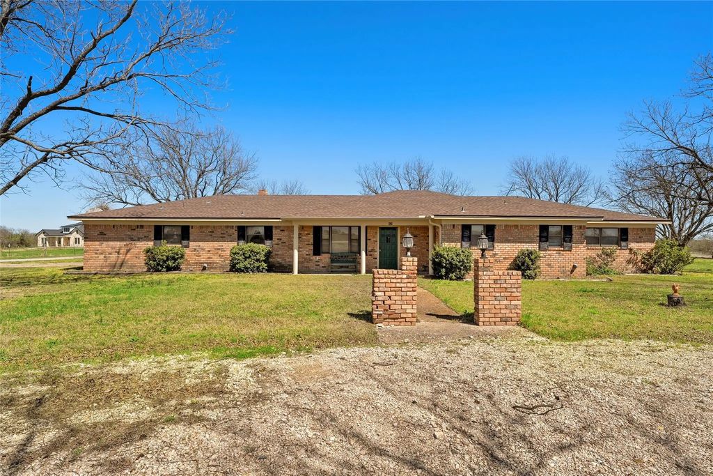 824 Iron Bridge Road, Lorena